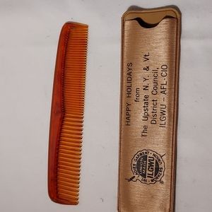 Vintage Happy Holidays Comb & Case Souvenir ILGWU - AFL-CIO New York Vermont
